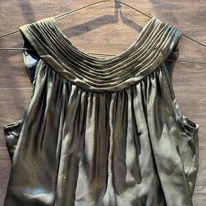 VERA Wang Elegant Black Gold Metallic Sleeveless Top